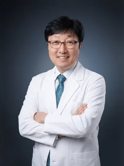 최윤식