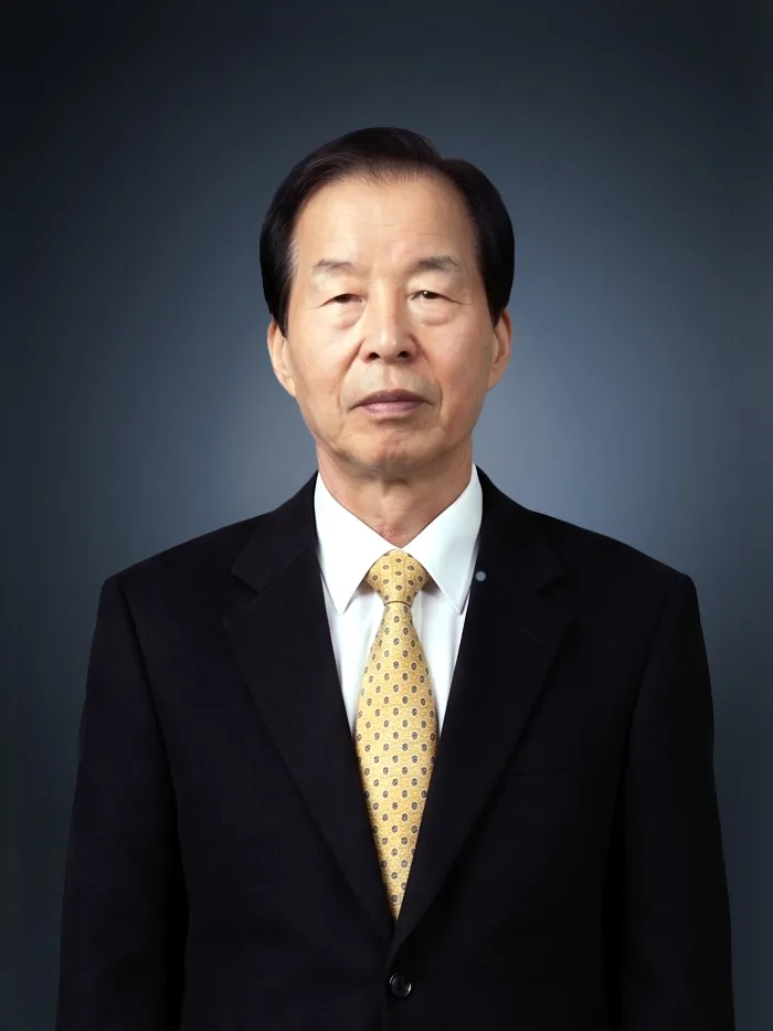 민병일