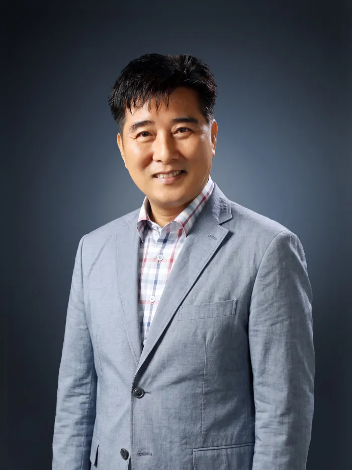 윤쌍웅